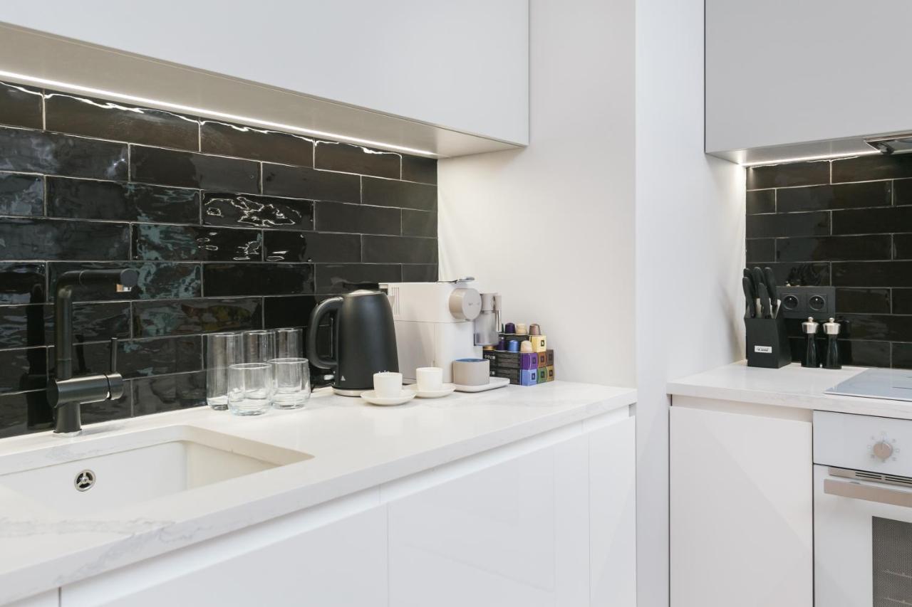 Luxury Apartments Mennica Residence - Golden Apartments - City Center วอร์ซอ ภายนอก รูปภาพ