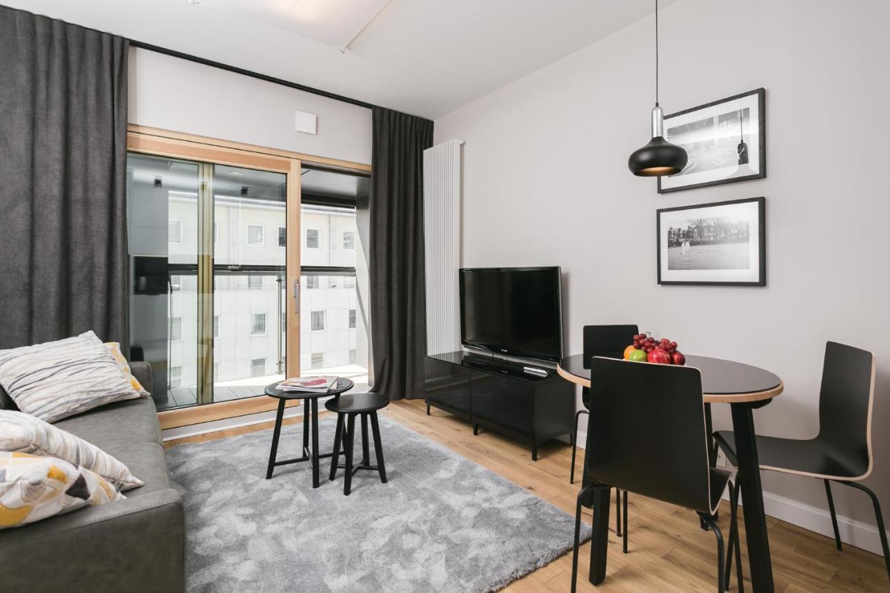 Luxury Apartments Mennica Residence - Golden Apartments - City Center วอร์ซอ ภายนอก รูปภาพ