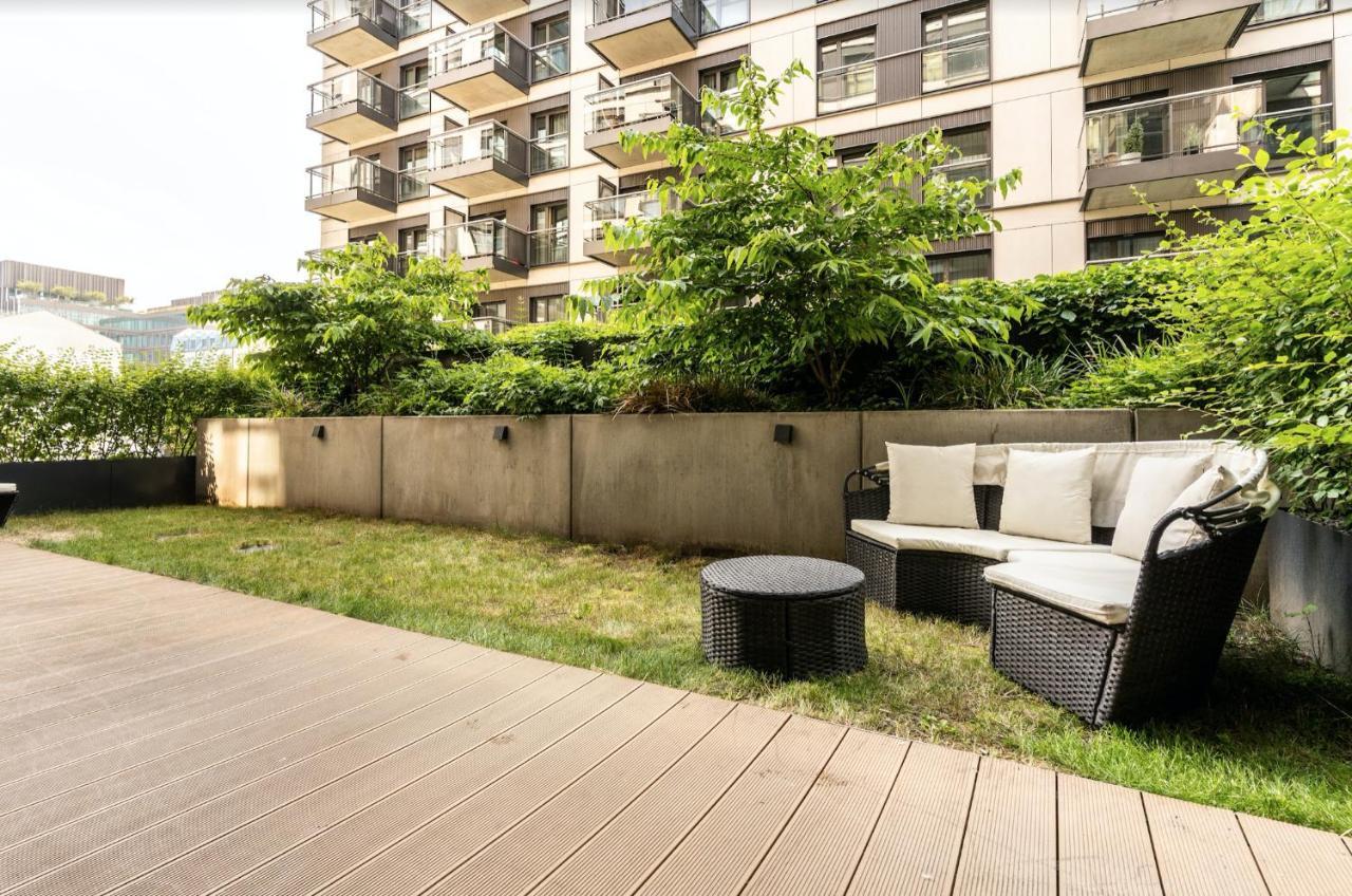 Luxury Apartments Mennica Residence - Golden Apartments - City Center วอร์ซอ ภายนอก รูปภาพ